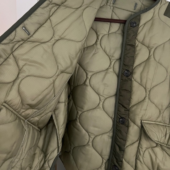 THE FRANKIE SHOP
Green Teddy Quilted Jacket - Picture 7 of 11